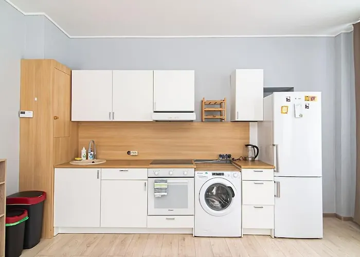 Spacious With Great Location/urban Rent *