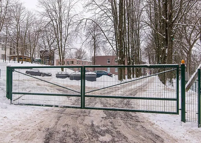 Butas Spacious With Great Location/urban Rent