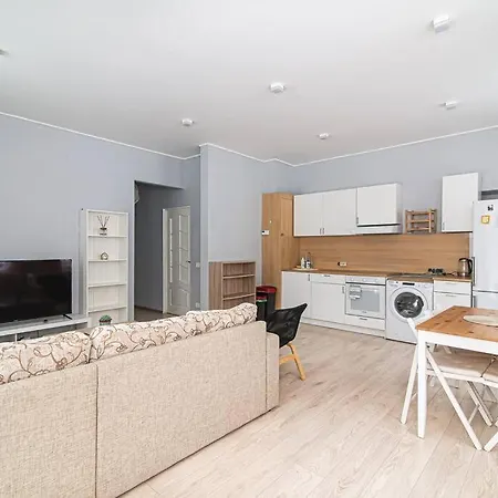 Spacious With Great Location/urban Rent Apartment *
